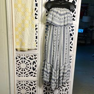 American Eagle- adorable summer Romper.